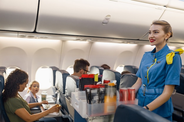 Alaska Airlines reaches tentative labor deal with flight attendants