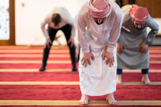 Heat-related deaths plague annual Hajj pilgrimage