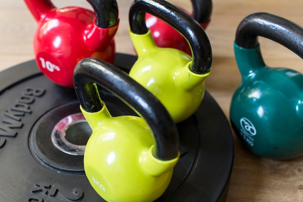 The best kettlebells to add to your home gym, according to personal trainers